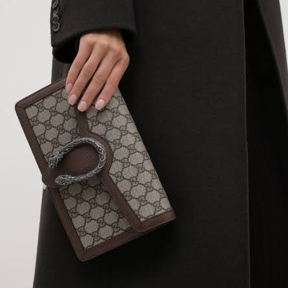 Gucci GG Supreme Dionysus Clutch, Brown Monogram - As New Condition RRP $1899 - Picture 2 of 12